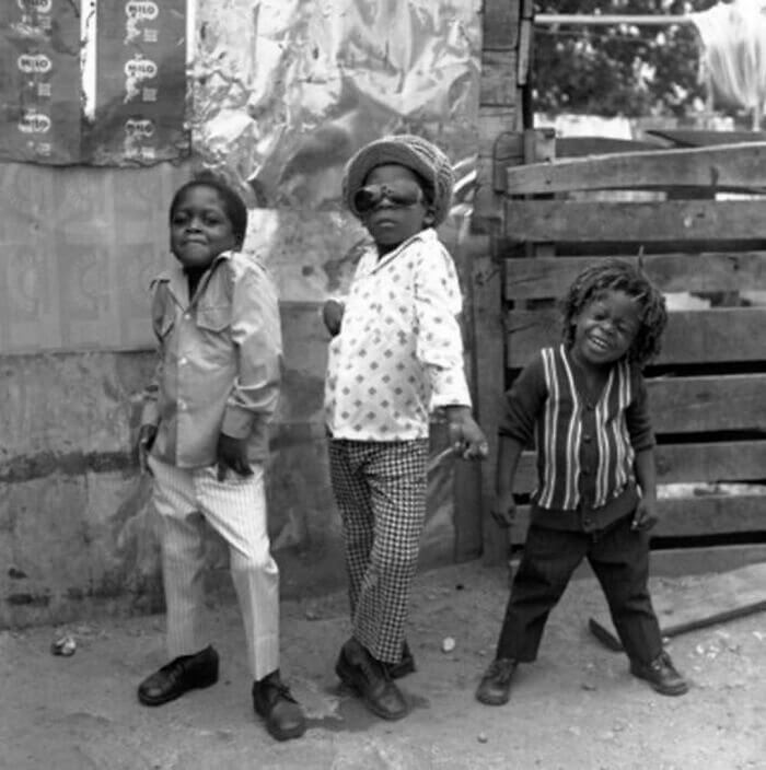 Ces enfants en Jamaïque sont tellement cool !